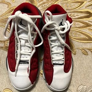 Boys Jordan tennis shoe